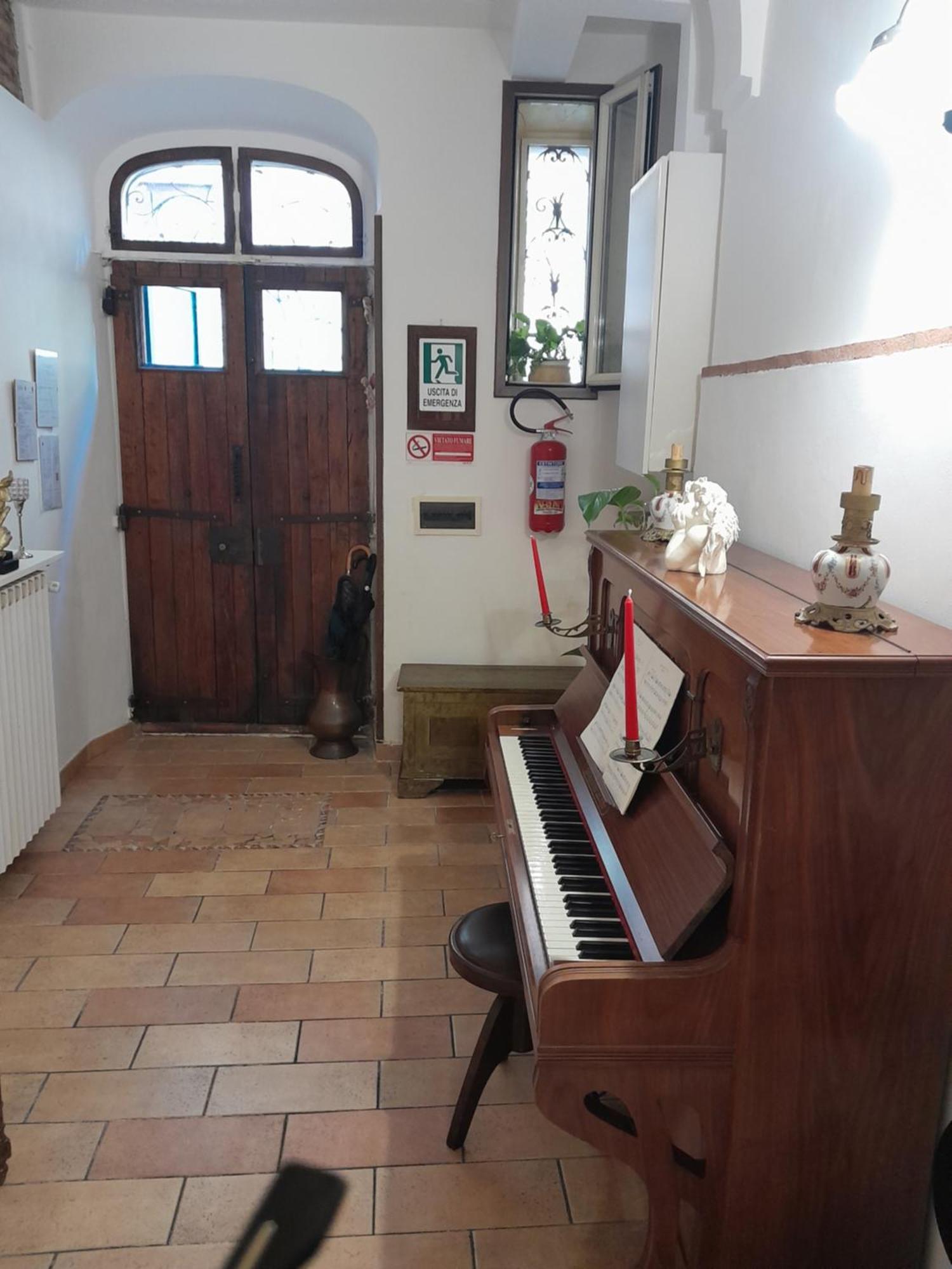 Domus Gelsomino Apartment Rome Bagian luar foto